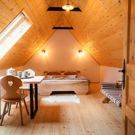 Organic Tourist Farm Pri Plajerju טרנטה