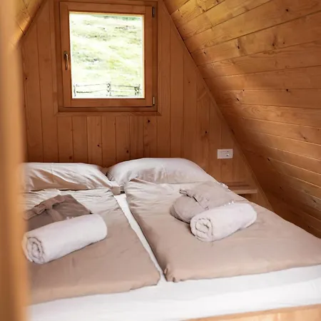 Organic Tourist Farm Pri Plajerju * טרנטה