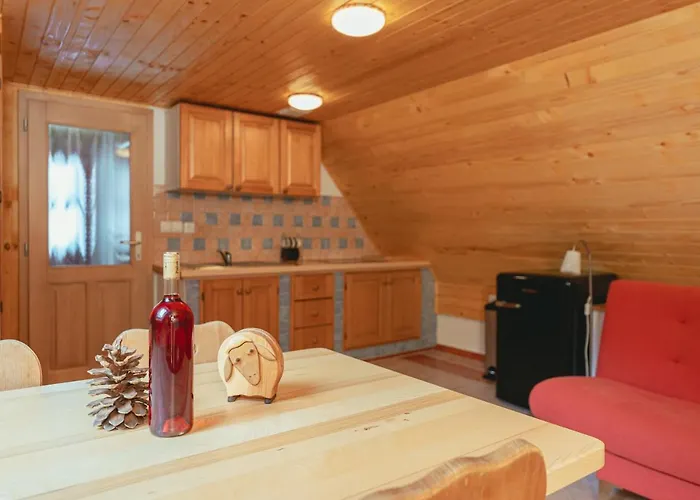 Organic Tourist Farm Pri Plajerju 아파트 트렌타